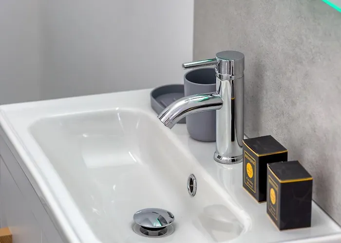 L'explorateur - Entierement Refait - Hyper Centre Ruan